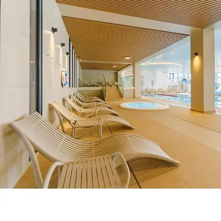 Polanki Aqua Z Bezplatnym Basenem, Bawialnia, Parkingiem I Fitness *